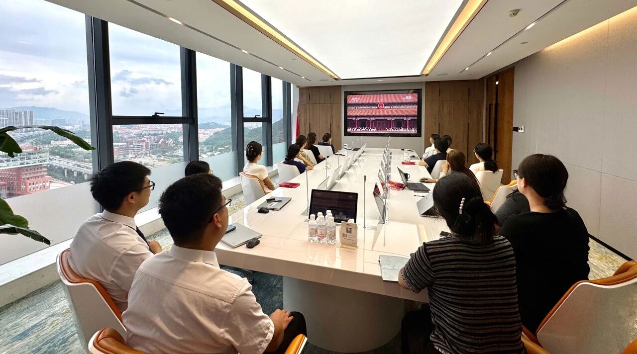 洲際船務組織收看紀念中國人民抗日戰爭暨世界反法西斯戰爭勝利80周年大會